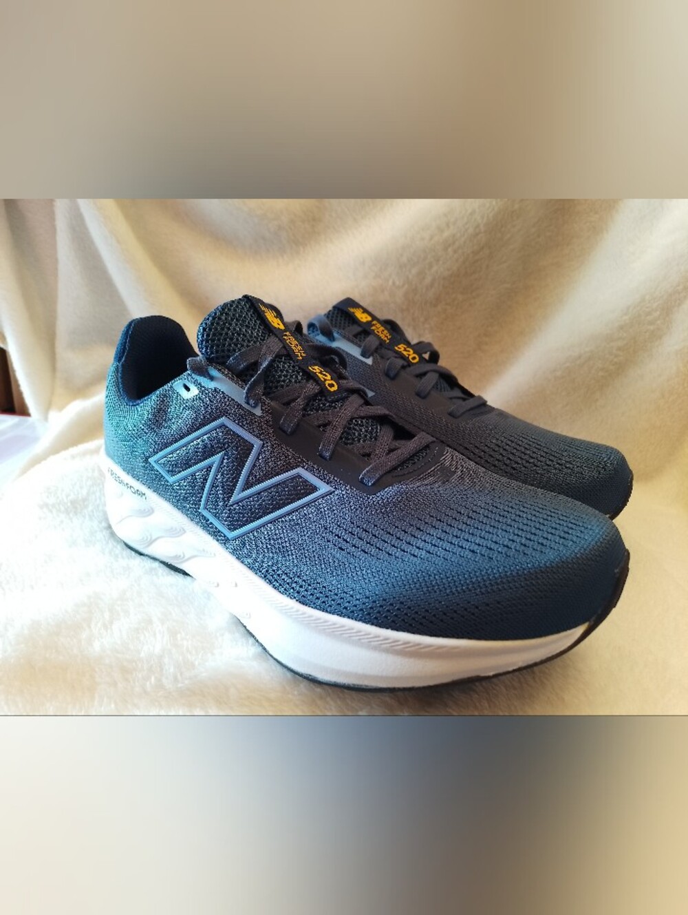 New Balance  Men's/Women's Fresh Foam 520 4E wide Running Shoe